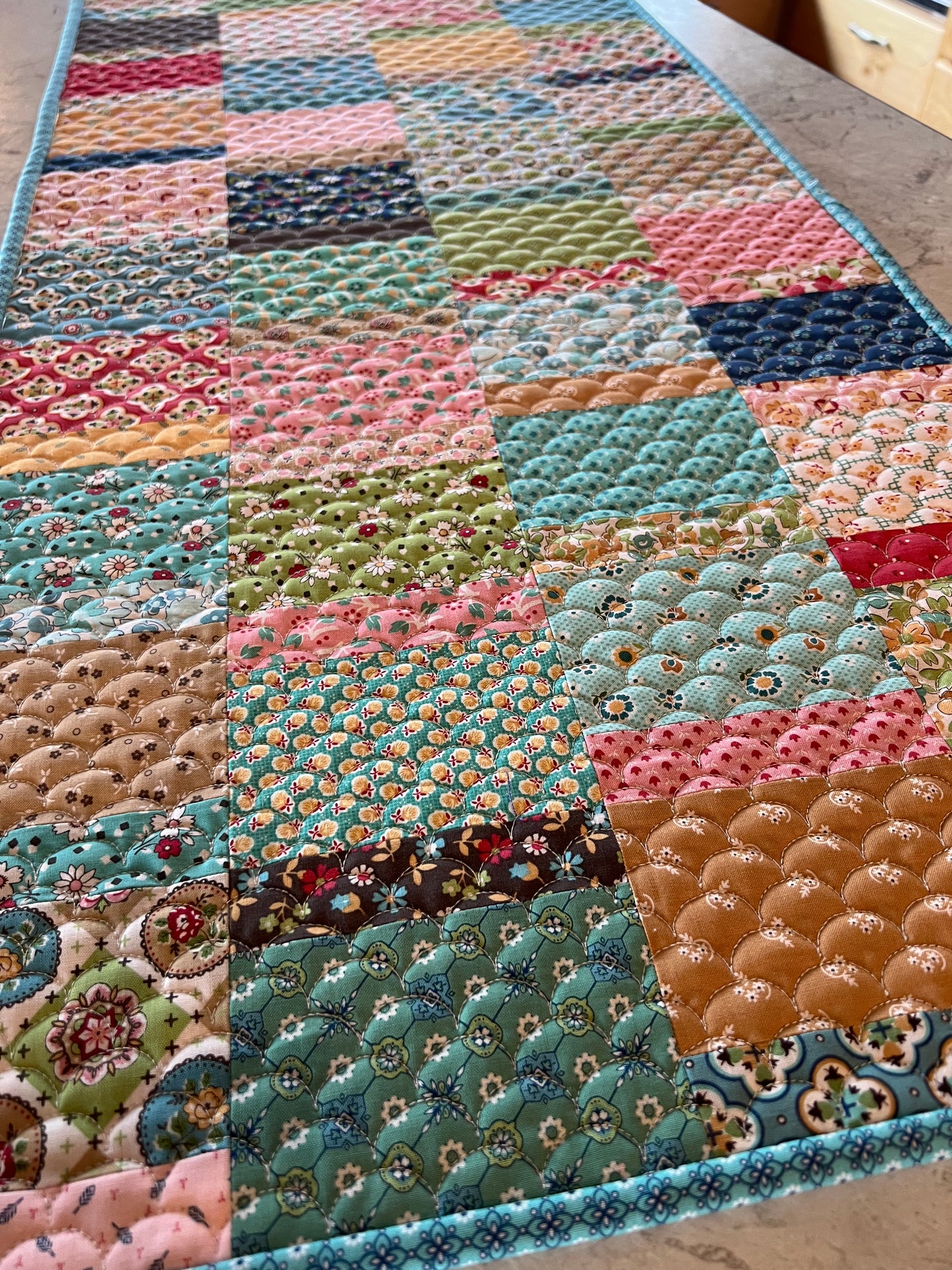 Charmer Tablerunner Kit